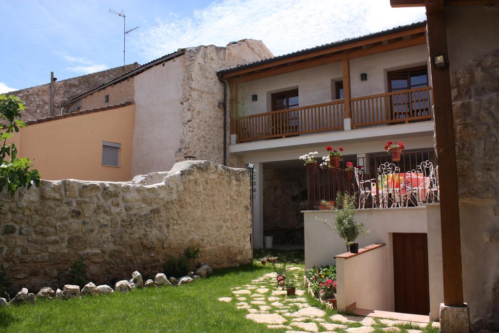 Casa De Laura Guest House Aldeasona Bagian luar foto